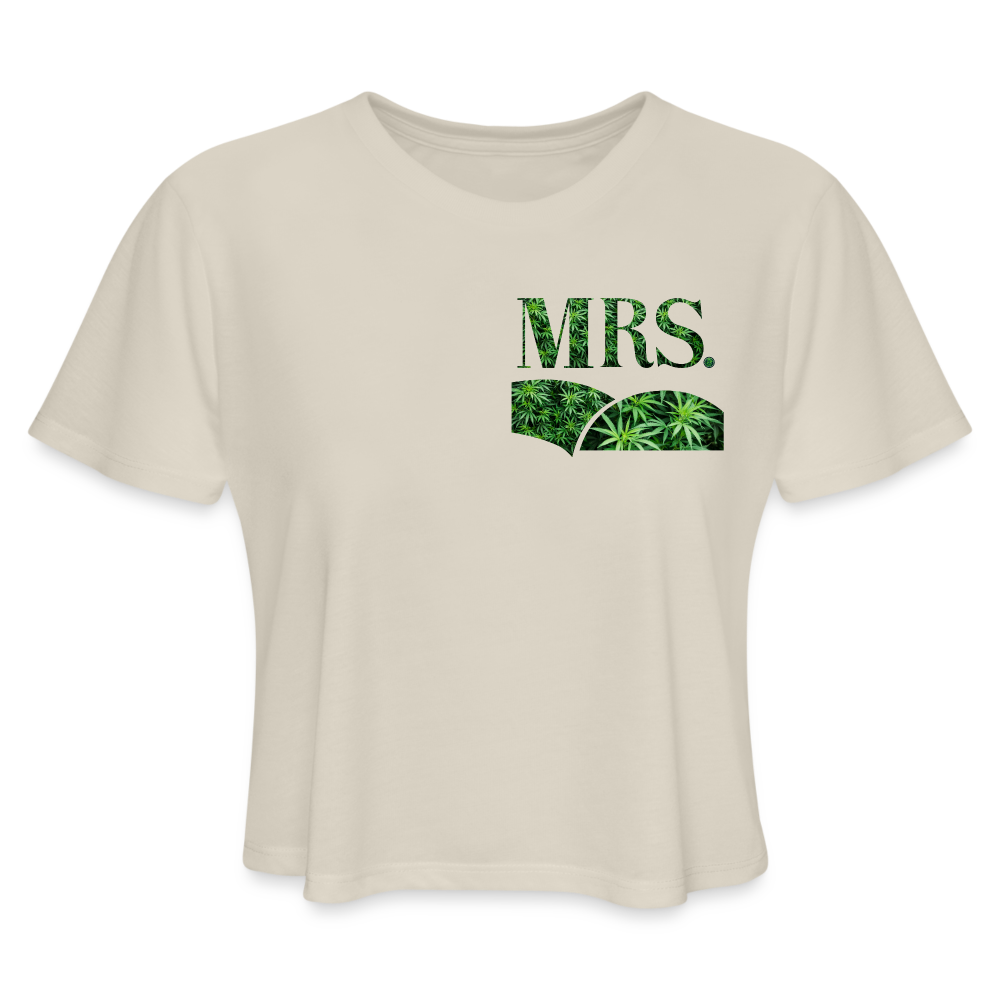 Mrs. Cannabis Cropped T-Shirt - dust