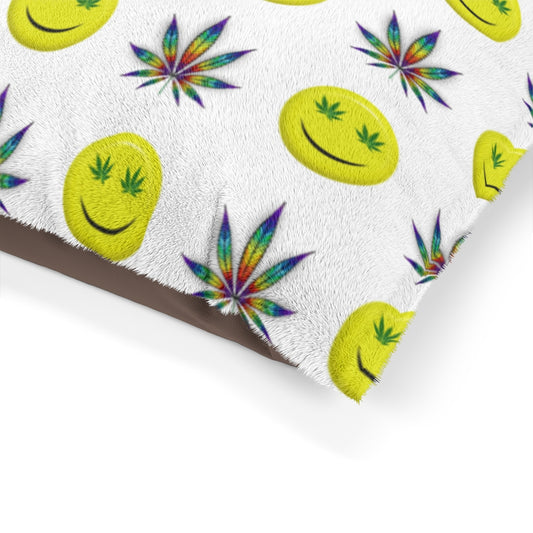 Faccina Cannabis Pet Bed