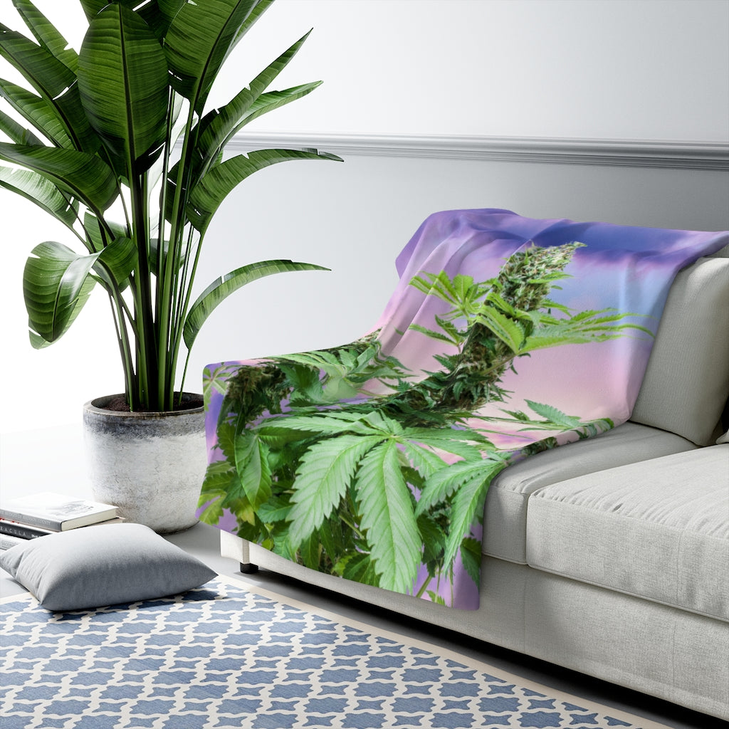 Sono Bella Cannabis Sherpa Fleece Blanket