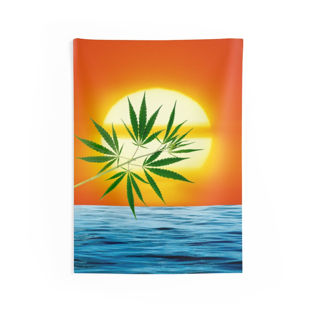 Un'alba Con Cannabis Wall Tapestries