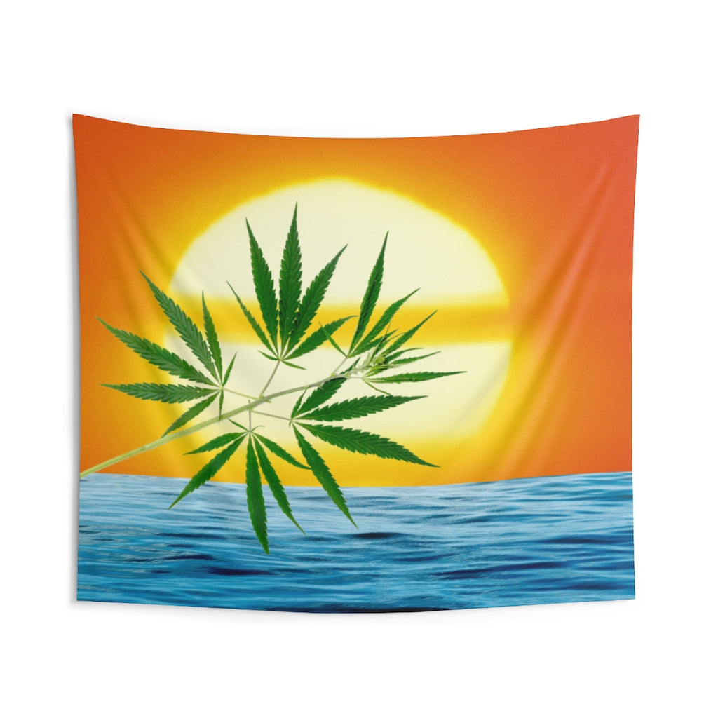 Un'alba Con Cannabis Wall Tapestries