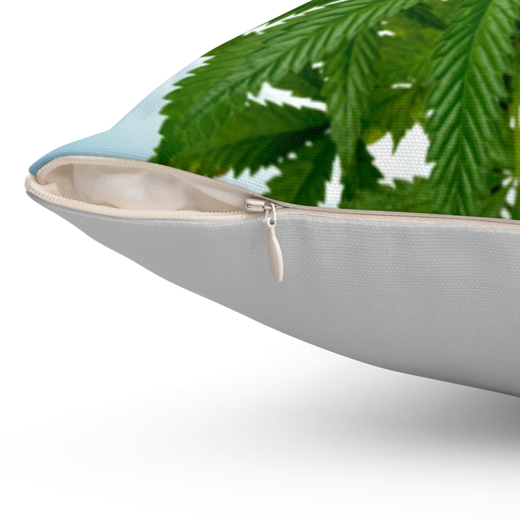Cannabis Tra Le Nuvole Spun Polyester Square Pillow