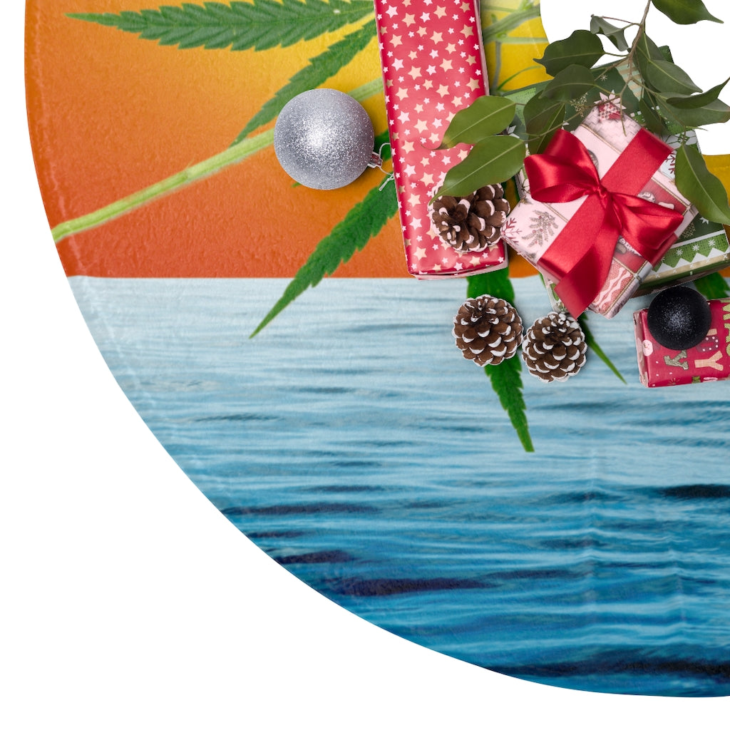Un'alba Con Cannabis Christmas Tree Skirts